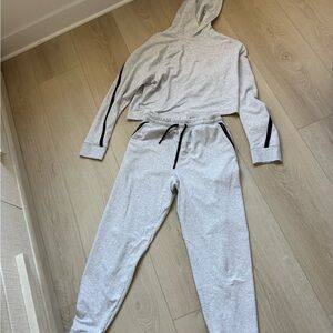 On Running Light Gray Joggers with Subtle Trim